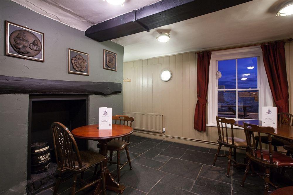 Anchor Hotel Burnham-on-Crouch Экстерьер фото